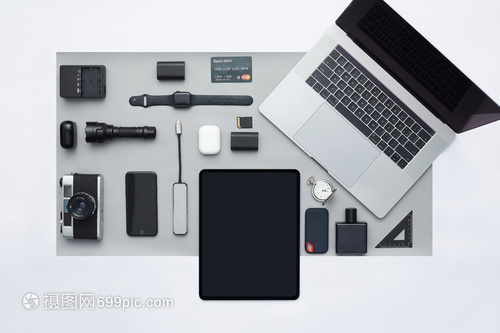 電子產(chǎn)品整齊排列的藝術(shù)與實(shí)用價(jià)值